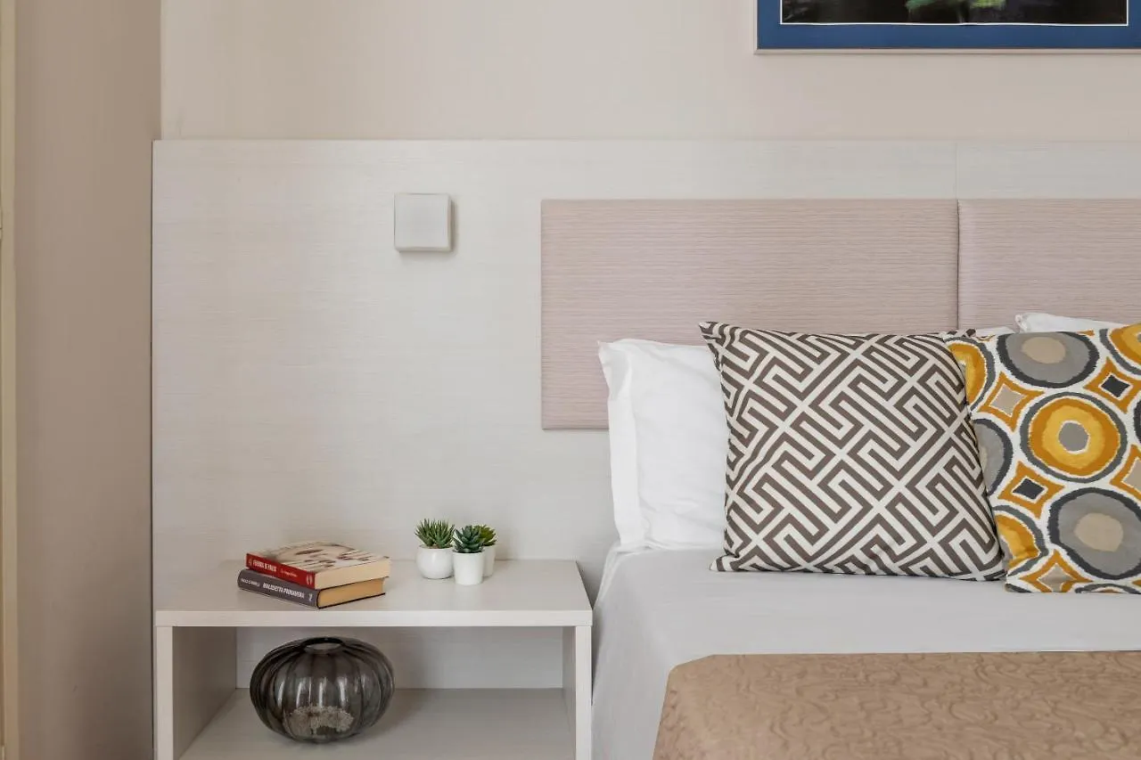 Hotel Eliseo ריצ'יונה 3*,  איטליה